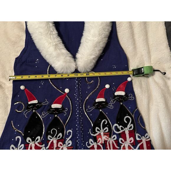 Vintage Large Berek Christmas Sweater Vest With Removable White Faux Fur Collar - Picture 2 of 11